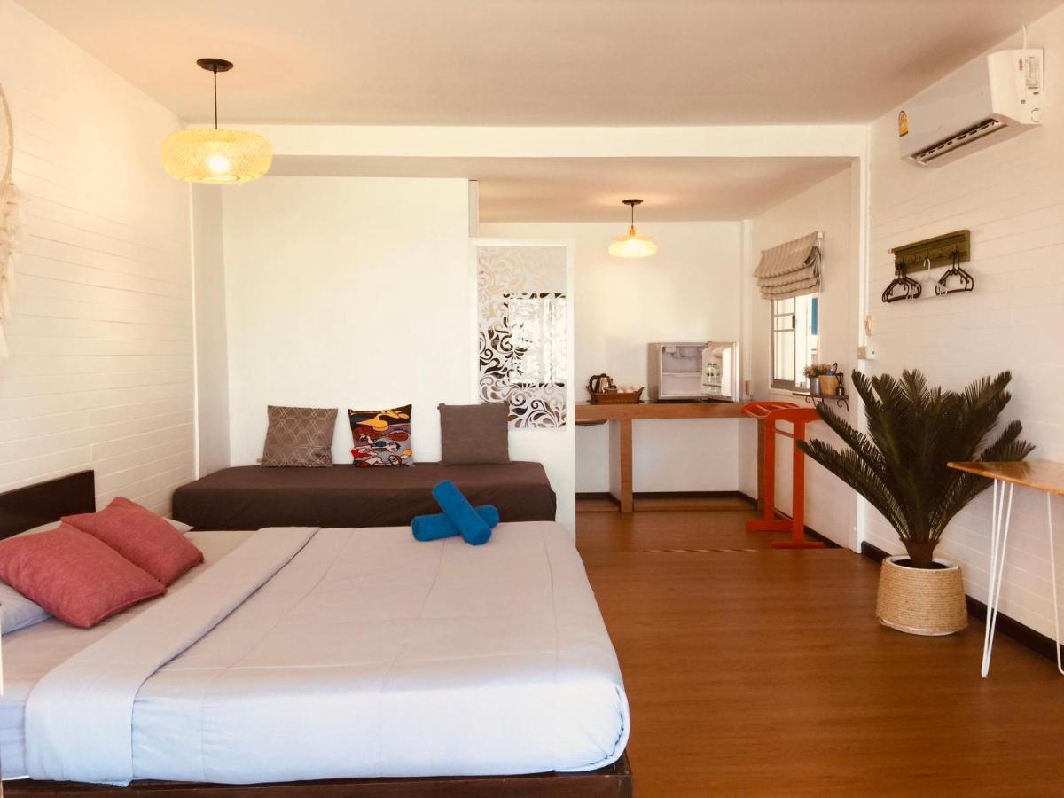 Insook Ko Larn Resort Eksteriør billede