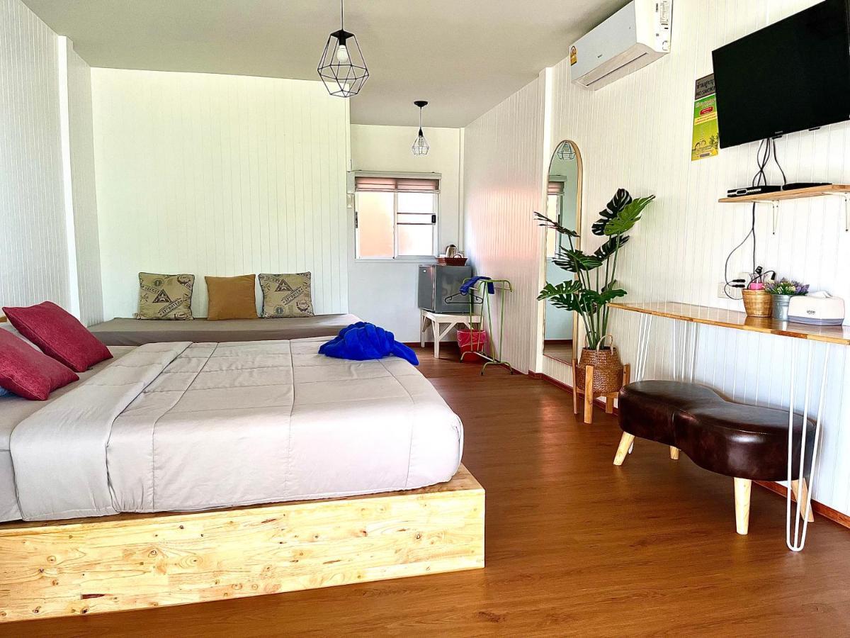 Insook Ko Larn Resort Eksteriør billede