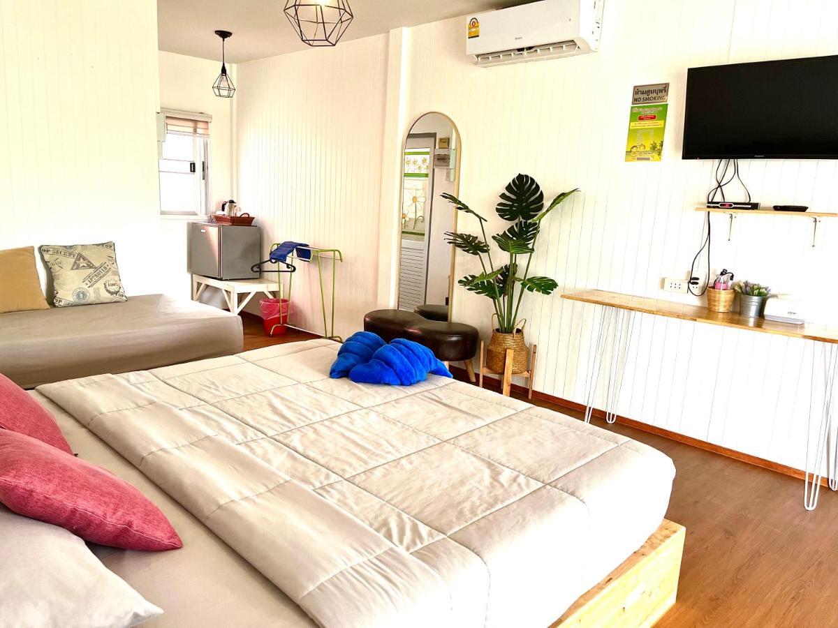 Insook Ko Larn Resort Eksteriør billede