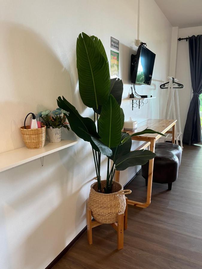 Insook Ko Larn Resort Eksteriør billede